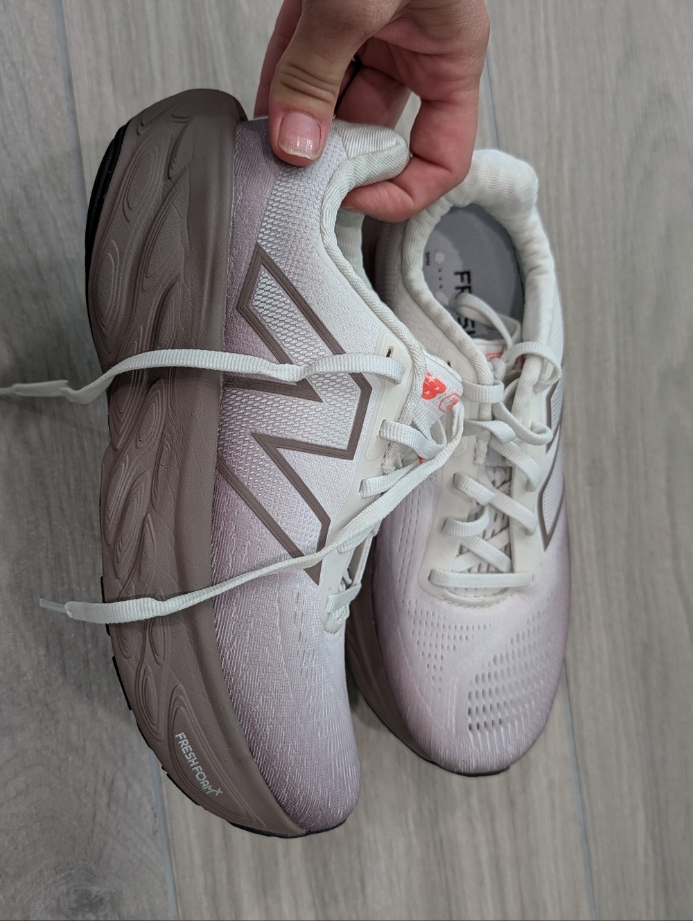 New Balance Fresh Foam 1080 V14 Running Shoes Size 6.5 - Picture 7 of 7